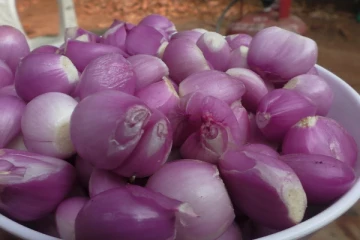 மொறு மொறு தேசைக்கு வெங்காய சட்னி....வெறும் 3 நிமிடத்தில் செய்யலாம்?