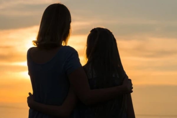 இலங்கையில் பெரும் சோகம் - இளம் தாயும் மகளும் பலி | Mother And Daughter Died Due To Electric Strike