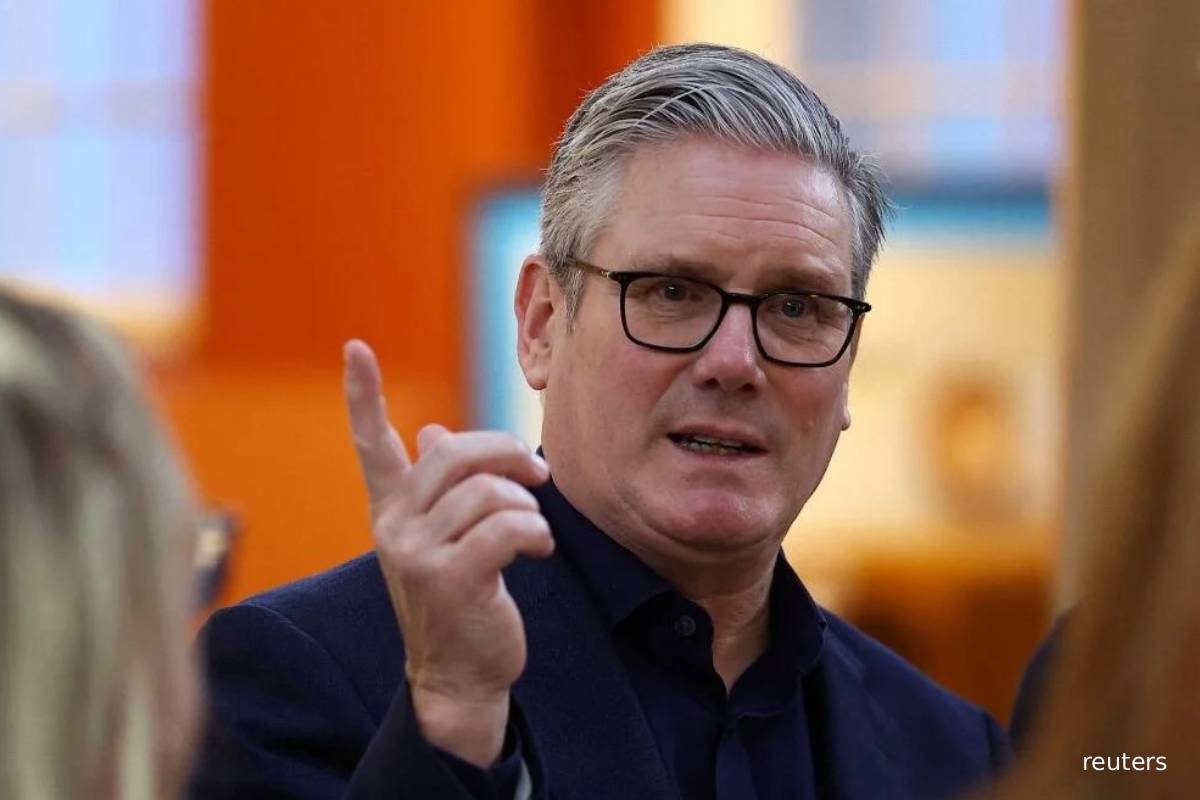 புதிய களத்திற்கு விரிவடையும் போர்... இந்தியப் பெருங்கடலில் ஏவுகணை வீசிய ஈரான் | Iran Fires Missiles At Indian Ocean