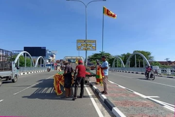 சுதந்திர தினத்துக்காக தயார்படுத்தப்படும் தமிழர் பகுதி