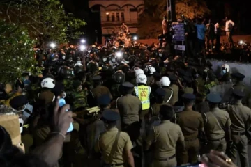 இலங்கையில் மேலுமொரு முக்கியஸ்தரின் வீடும் முற்றுகை!