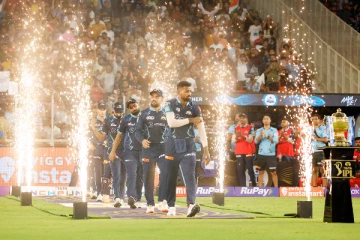 ஐபிஎல் கிரிக்கெட் போட்டியில் சாம்பியன் பட்டத்தை வென்றது குஜராத் அணி..!