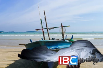 படகில் இருந்து இளம் பெண்ணின் சடலம் மீட்பு