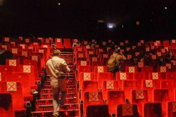 250 ரூபாயா? சினிமா டிக்கெட் கட்டணம் இரண்டு மடங்கு உயர்கிறதா