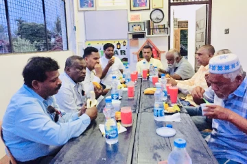 பிராந்தியத்தில் கட்சியைப் பலப்படுத்துதல்: ஐ.தே.கவின் இப்தார் நிகழ்வு (Phptos)