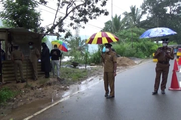 நடு வீதியில் கசிந்த எண்ணெய் ; அடுத்தடுத்து நடந்த விபத்துக்களால் பலர் படுகாயம்