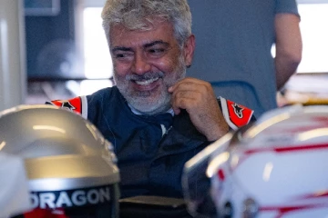 மீண்டும் ரேஸ்.. தீவிர பயிற்சியில் நடிகர் அஜித்! வெளியான புகைப்படங்கள்