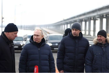 படிக்கட்டில் இருந்து விழுந்த புதின் - வைரலான செய்திக்கு முற்றுப்புள்ளி!