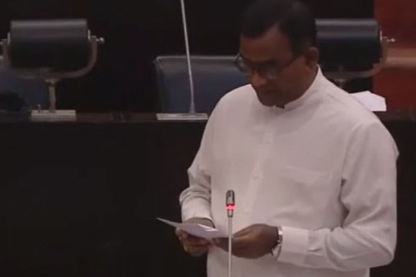 ஜனாதிபதி பேசும் அழகிய உலகம் பிறக்கும் வரை மக்கள் பட்டினியில் கிடப்பதா: திஸ்ஸ அத்தநாயக்க | Beautiful World President Speaks Until Birth