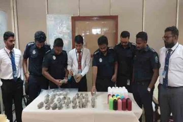 விமான நிலையத்தில் குடைக்குள் சிக்கிய ஆபத்தான பொருள் ; அதிகாரிகள் அதிர்ச்சி