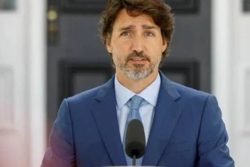 உக்ரைன் மீது படையெடுக்க காரணம் தோடும் ரஷ்யா! கனடா பிரதமர் பரபரப்பு தகவல்