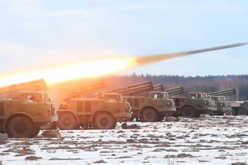 ரஷ்ய  துருப்புக்களின்  ஏவுகணையால் 300 உக்ரைன் வீரர்கள் பலி