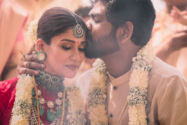 திருமணத்திற்கு பின் விக்னேஷ் சிவன் பற்றி வெளியான தகவல்! ஆள் அடையாளமே தெரியாத புகைப்படம் | Vignesh Shivan First Movie As Actor Befor Vip