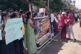 தவறான உறவுக்கு அழைத்த இளைஞன்; கிளிநொச்சி சிறுமிக்கு நீதி கோரி கவனயீர்ப்பு போராட்டம்