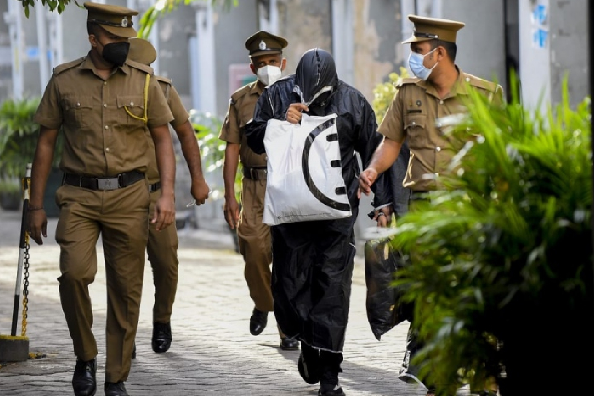 ஓடி ஒழிந்த மனைவி; அயல்வீட்டு இளம் பெண் மீது கைவைத்த NPPஉறுப்பினர் கைது! | Npp Member Arrested Assaulting Female Neighbor