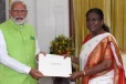 பிரதமர் பதவியில் இருந்து மோடி விலகல்