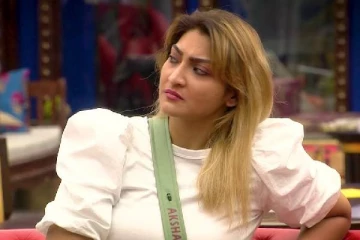 போர்களமானது பிக் பாஸ் வீடு.....கமல் இருப்பதை மறந்து சண்டையிட்ட  போட்டியாளர்கள்