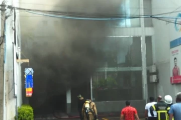 கொழும்பில் இரு இடங்களில் தீ விபத்து