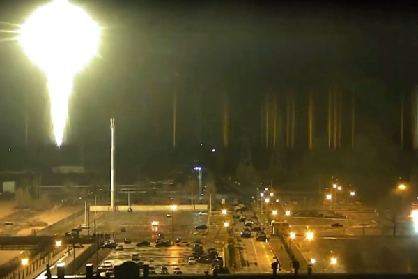 ஐரோப்பாவின் மிகப்பெரிய அணு உலைகள் அமைந்துள்ள உக்ரைனின் எனர்கோடர் நகரத்தை கைப்பற்றியது ரஷ்யா | Europe S Biggest Nuclear Power Plant Seized Russia