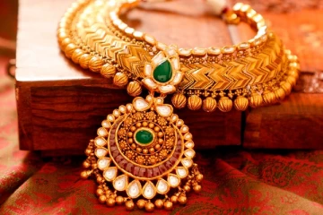 சவரன் ரூ.57,000 தாண்டி புதிய உச்சம் - எட்டாக் கனியாகும் தங்கம்!