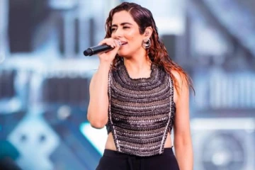 மிக மோசமான புகைப்படத்தை என்னுடன் வைத்து எடிட் செய்தார்கள்..ஜோனிடா காந்தி அதிர்ச்சி பேட்டி