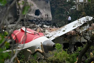 2025ல் உலகம் மொத்தம் நடுக்கத்தை ஏற்படுத்திய 12 விமான விபத்துக்கள்