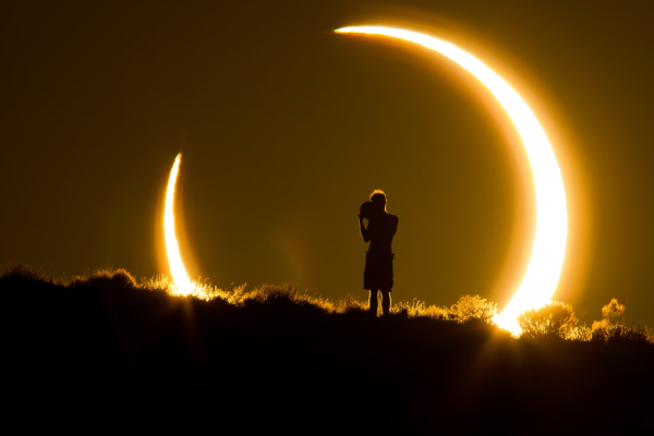 நூற்றாண்டில் நிகழும் அதிசயம்..! இருளில் மூழ்க போகும் உலகம் | Longest Solar Eclipse Of The Decade On On August 2