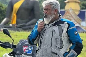 நடிகர் அஜித்தா இது, திடீரென தலைமுடி நிறத்தை இப்படி மாற்றிவிட்டாரே?- குடும்பத்துடன் எடுத்த க்ளிக்