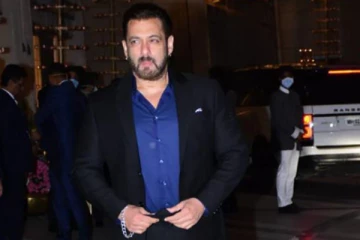 සුපිරි බොලිවුඩ් නළු සල්මන් ඛාන් ඝාතන තැතෙන් අනූනවයෙන් දිවි ගලවා ගනි.