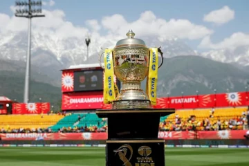 கொல்கத்தாவில் நடைபெறும் IPL போட்டியை மாற்ற திட்டம் - என்ன காரணம்?