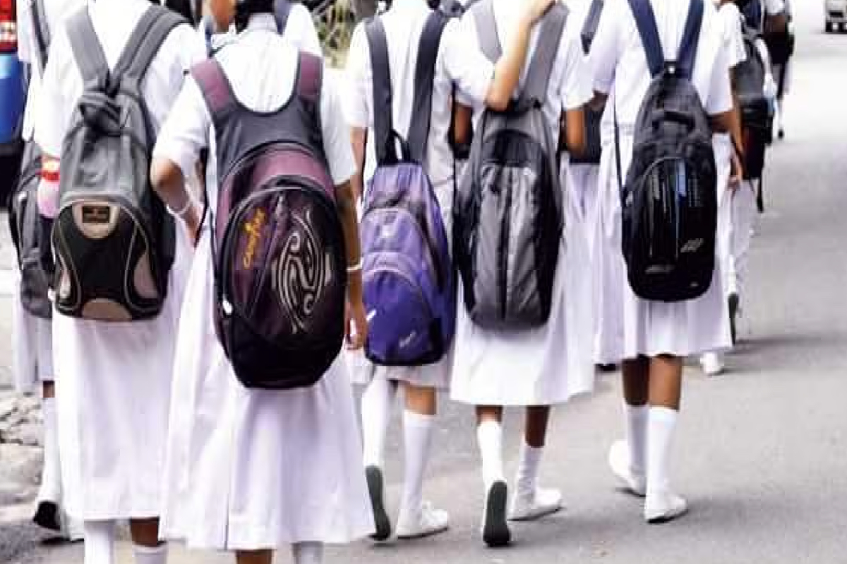 13 பாடசாலைகளுக்கு இன்று விடுமுறை | Holiday For 3 Schools Today Hatton Eliya 13 பாடசாலைகளுக்கு இன்று விடுமுறை | Holiday For 3 Schools Today Hatton Eliya
