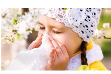 மழைக்காலத்தில் குழந்தைகளை எப்படி பாதுகாப்பது? எளிய வழிமுறைகள்;