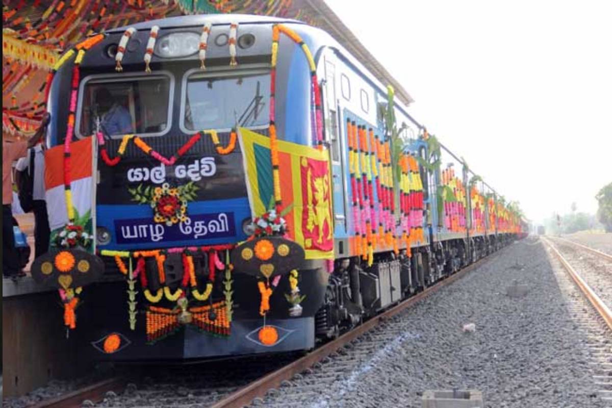 யாழ்தேவி புகையிரத சேவை தொடர்பில் வெளியான தகவல் | Jaffna Devi Train Service Decided Operate 3 Days யாழ்தேவி புகையிரத சேவை தொடர்பில் வெளியான தகவல் | Jaffna Devi Train Service Decided Operate 3 Days