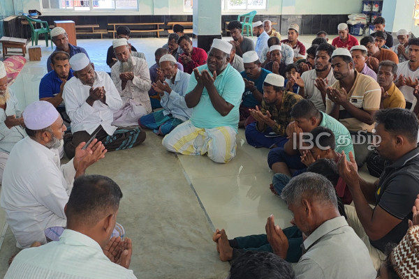 மறக்க முடியாத அலைகள்: பல்வேறு பகுதிகளில் சுனாமி பேரழிவின் நினைவேந்தல் | 21St Anniversary Of The Tsunami Disaster