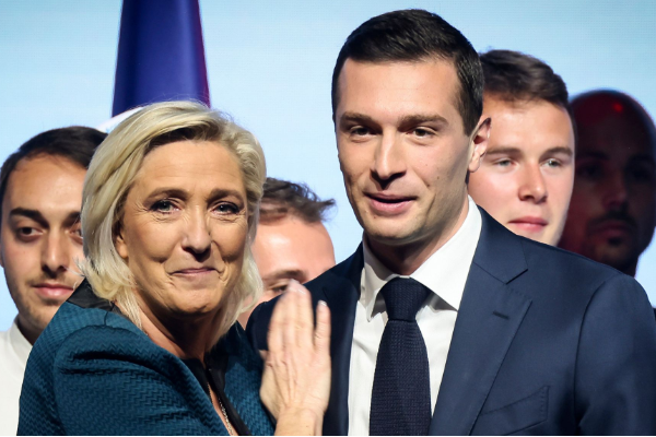 பிரான்சின் அடுத்த ஜனாதிபதி இவர்தான்? மக்களிடையே அமோக ஆதரவு பெற்று வரும் இளம் தலைவர் | Jordan Bardella Could Become France Next President பிரான்சின் அடுத்த ஜனாதிபதி இவர்தான்? மக்களிடையே அமோக ஆதரவு பெற்று வரும் இளம் தலைவர் | Jordan Bardella Could Become France Next President