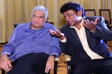 கௌதம புத்தனும் கதிர்காம கந்தனும் ரணிலை காப்பாற்றட்டும் -மனோ