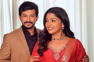 நடிகை ரித்விகாவின் காதலர் இவர்தான்.. நிச்சயதார்த்த போட்டோக்களை பாருங்க