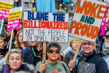 பிரிட்டனின் புதிய சட்டம்... லண்டனில் ஆயிரக்கணக்கானோர் திரண்டு ஆர்ப்பாட்டம்