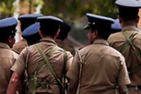 அம்பாறை வீதி விபத்தில் இரு இளைஞர்கள் உயிரிழப்பு | Two Youths Killed In Ampara Road Accident