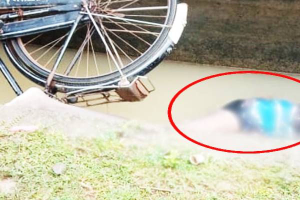கிளிநொச்சி வாய்க்காலில் இருந்து ஆண் ஒருவரின் சடலம் மீட்பு..! | Murder Police Investigation Kilinochchi Tamils