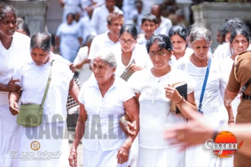 පොසොන් පෝය නිමිත්තෙන් අනුරාධපුරයට ලක්ෂ 10ක ජනතාවක්