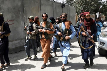 வீடு வீடாக.. தேடி.. தேடி பழி தீர்க்கும் தலிபான்கள்... உயிர் பயத்தில் தவிக்கும் மக்கள்! ஐ.நா அதிர்ச்சி தகவல்