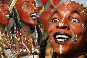 ஆபிரிக்கர்களுக்கு கிடைத்த லக்..இதுவரை யாரும் காணாத திருமண மரபு! வியக்க வைத்த பழங்குடியினர்