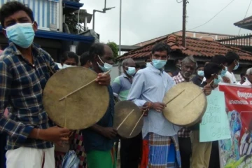 ஹட்டன் நகரில் அரசாங்கத்திற்கு எதிராக போராட்டம்(Video)