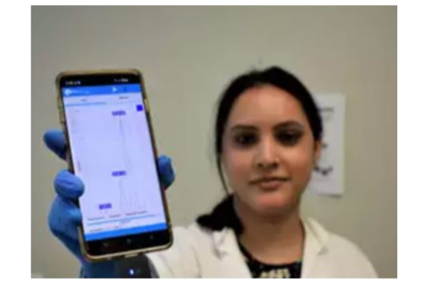 செல்போனிலேயே நோய்களை கண்டறியும் புதிய வசதி - கனடாவில் இந்திய ஆய்வாளர்கள் குழு அசத்திய சாதனை! | World செல்போனிலேயே நோய்களை கண்டறியும் புதிய வசதி - கனடாவில் இந்திய ஆய்வாளர்கள் குழு அசத்திய சாதனை! | World