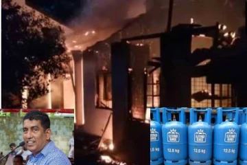 முக்கிய அரசியல்வாதிகளின் வீடுகளில் பதுக்கப்பட்ட எரிவாயு கொள்கலன்கள்:கைப்பற்றி மக்களுக்கு பகிர்ந்த போராட்டகாரர்கள்