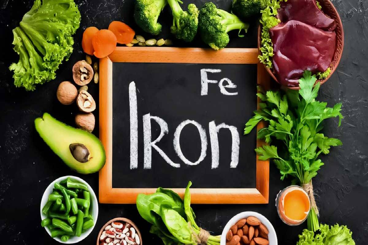 நகங்களில் நேரான புடைப்பான கோடுகள் இருக்கிறதா?இது வருவதன் காரணம் என்ன? | What Causes Straight Raised Lines On Nails