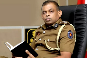 தென்னக்கோன் ஒரு பிசாசு; அவரது வீடு ஒரு வடிசாரய தொழிற்சாலை!