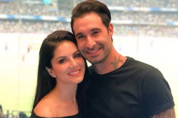 பாலிவுட் நடிகை சன்னி லியோனின் மகள், மகன்களை பார்த்துள்ளீர்களா.. இதோ அழகிய குடும்ப புகைப்படம்