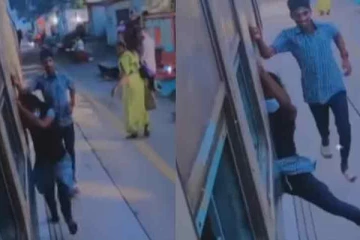 ஓடும் ரயிலில் ஏறும் பள்ளி மாணவி - பதைபதைக்கும் வீடியோ:பொதுமக்கள் அதிர்ச்சி